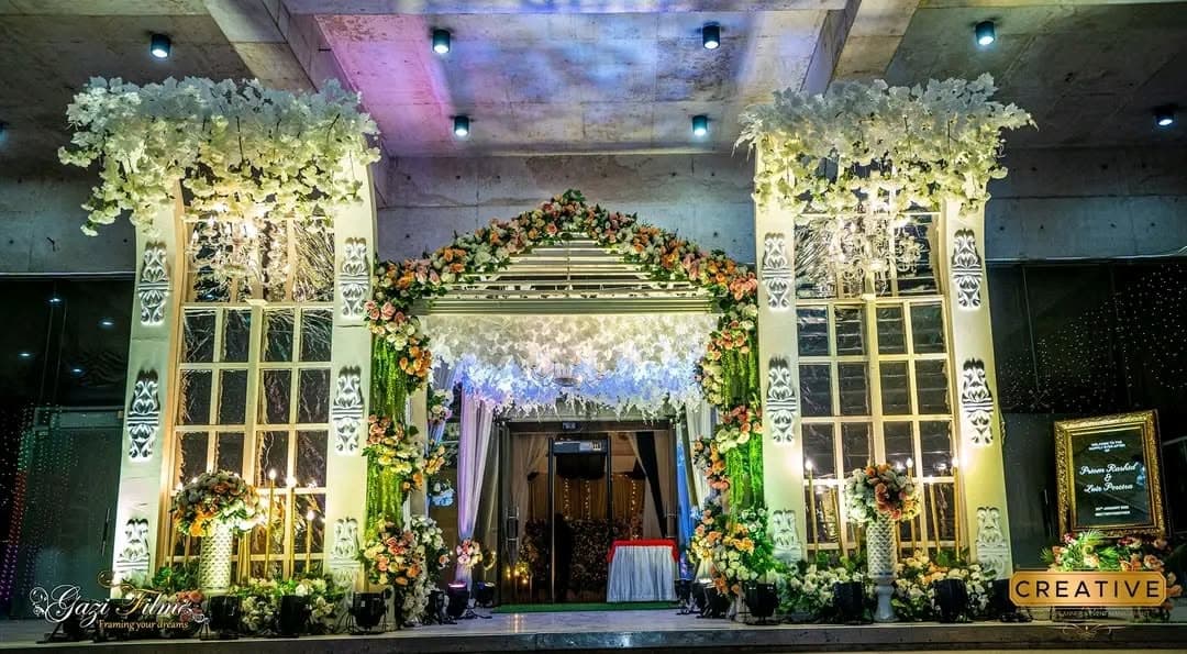 Entrance Gate Decoration: Wedding at Army Golf Garden