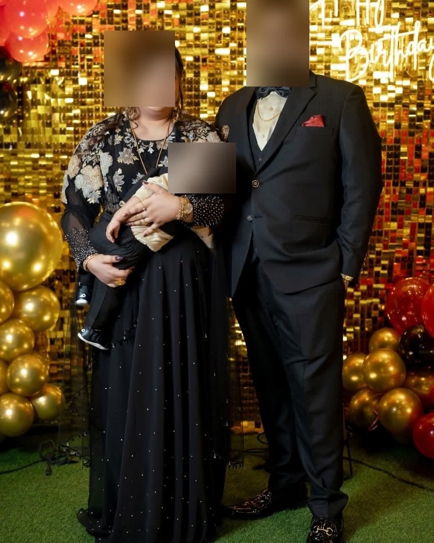 Photobooth Decoration: Royal first birthday: red, black and gold