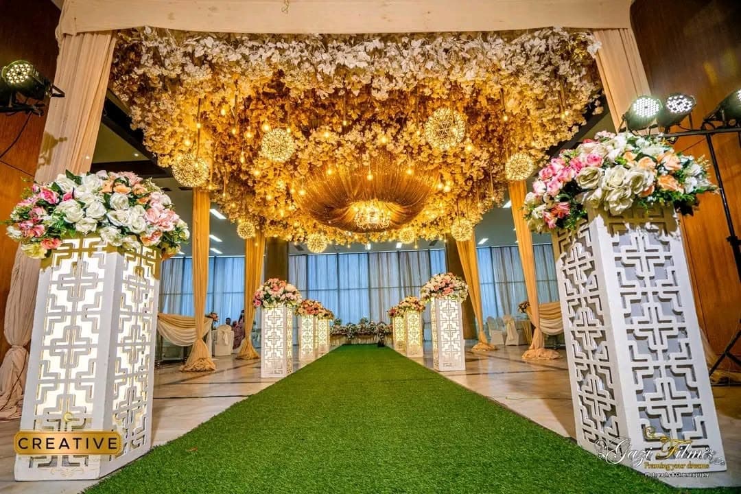 Walkway & Aisle: Mughal theme wedding at Senamalancha
